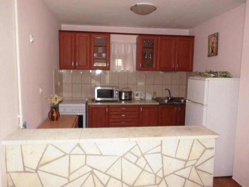 Fenyves Apartman Sárospatak エクステリア 写真